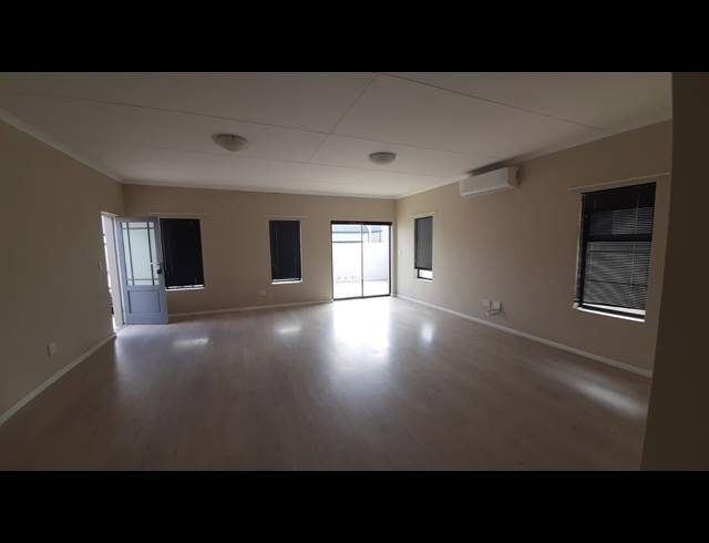 2 bed property to rent in REUNION PARK